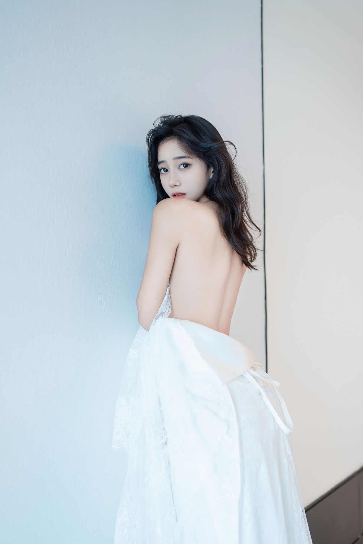 XiuRen秀人网 Uncensored Shi An An 时安安 - R18 秀人网模特 白色蕾丝长裙VS无内肉丝 Part01