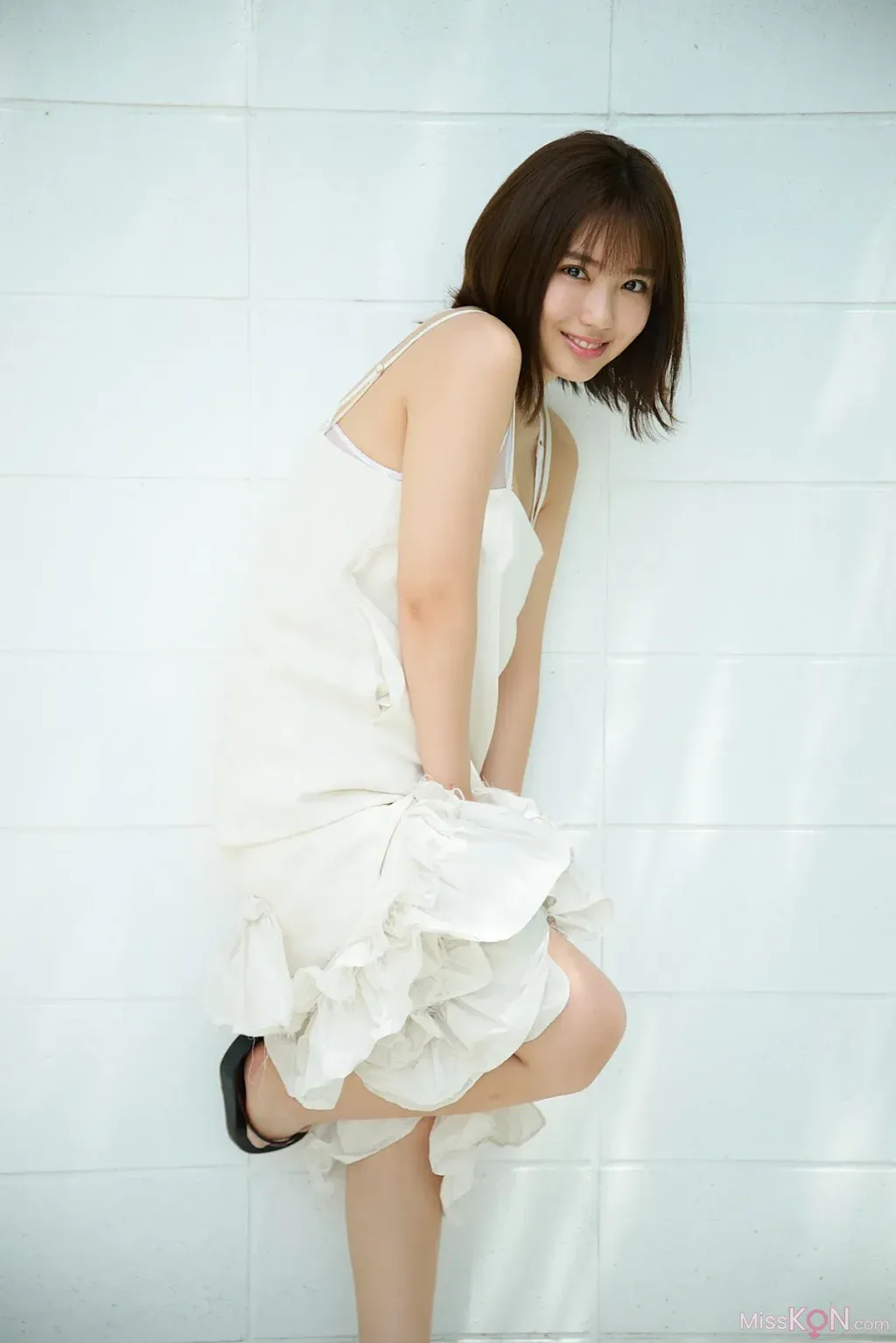 Sawaguchi Aika (沢口爱华)_ [Friday Digital Photobook] Love, In Full Bloom 爱、咲き夸る (complete)