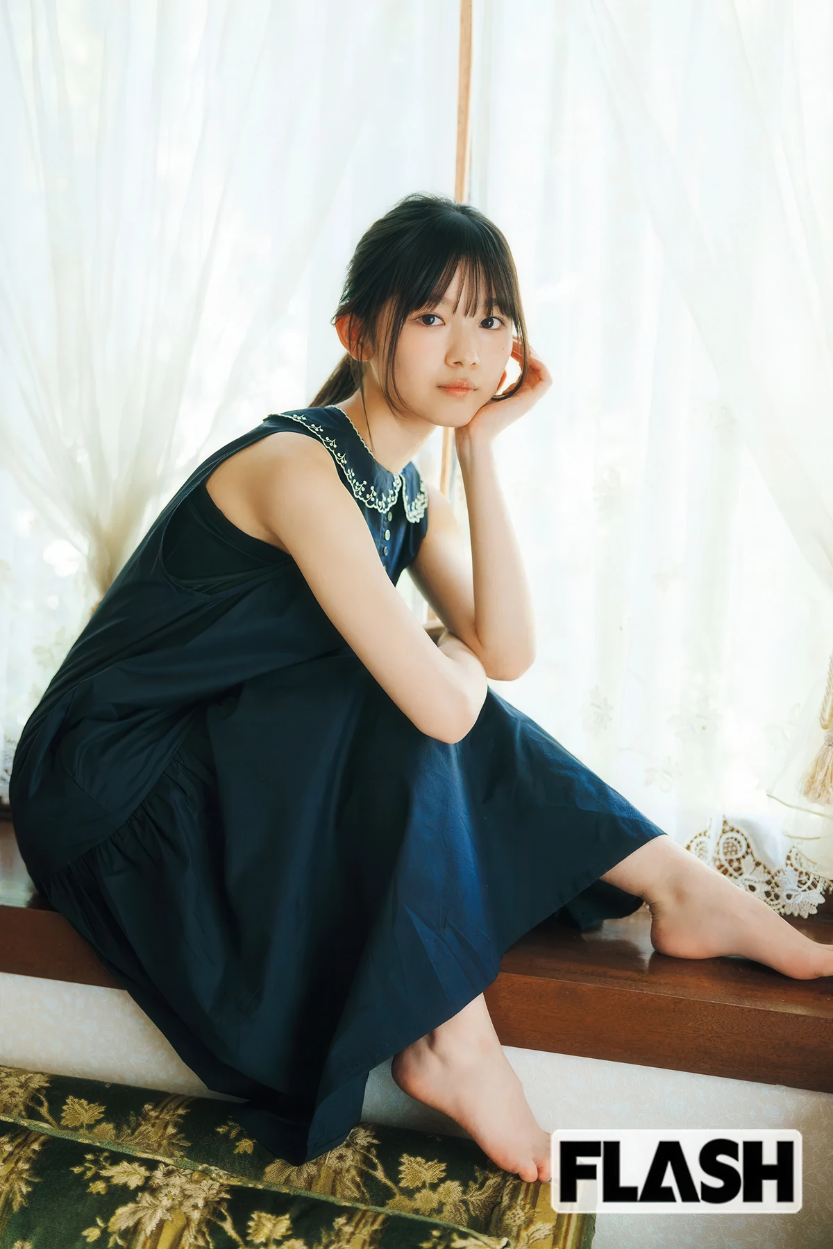 Ui Yamakawa 山川宇衣, FLASH 2025.12.02-09 (フラッシュ 2025年12月2-9日号)