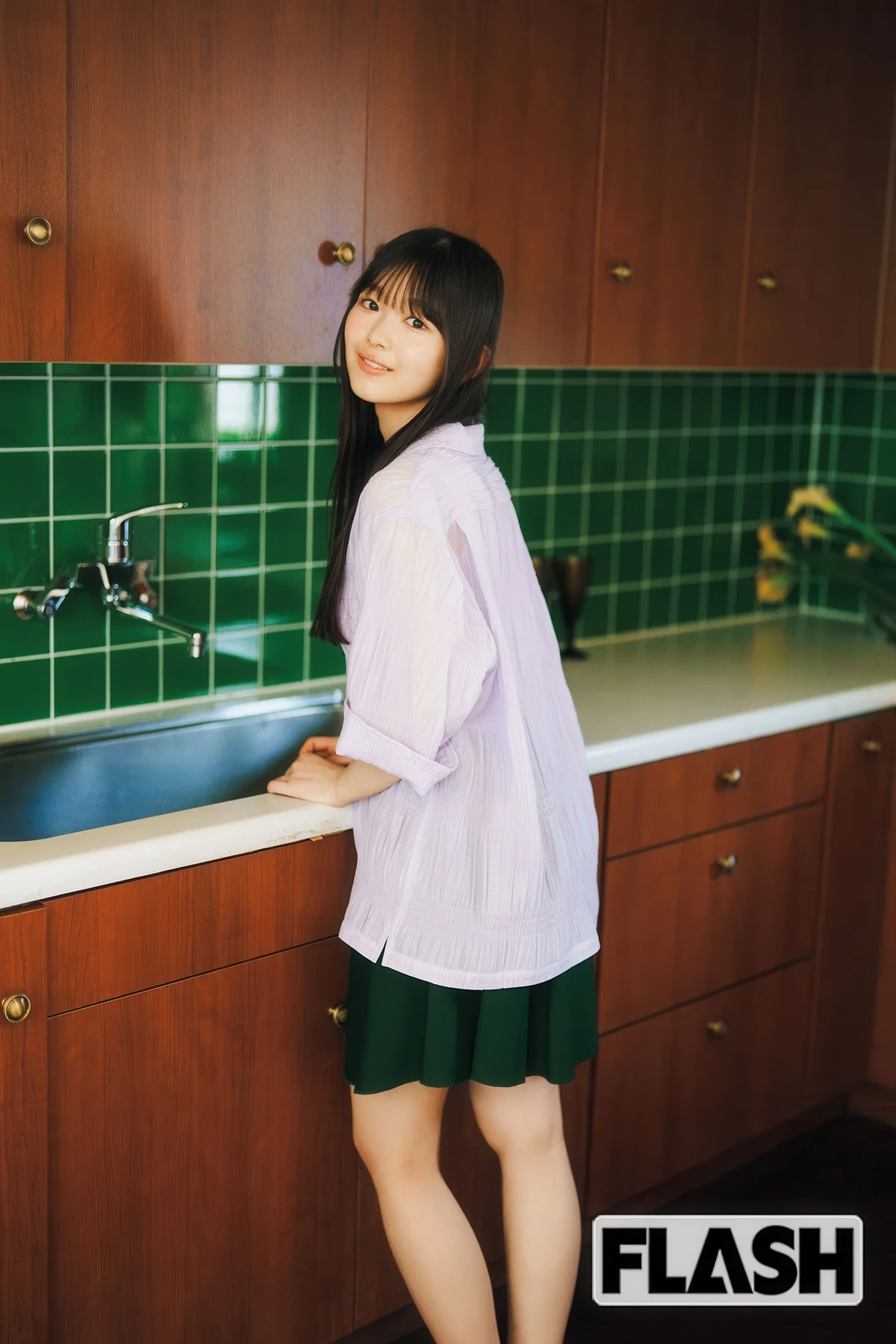 Ui Yamakawa 山川宇衣, FLASH 2025.12.02-09 (フラッシュ 2025年12月2-9日号)