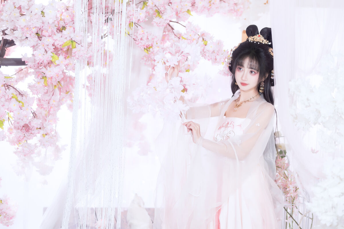 YiTuYu艺图语 Vol.8628 Qi Luo Sheng De Xiao Su Su