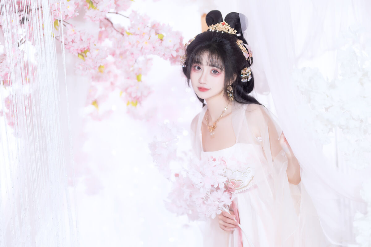 YiTuYu艺图语 Vol.8628 Qi Luo Sheng De Xiao Su Su