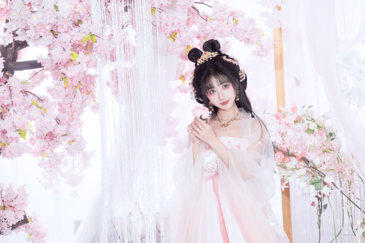 YiTuYu艺图语 Vol.8628 Qi Luo Sheng De Xiao Su Su