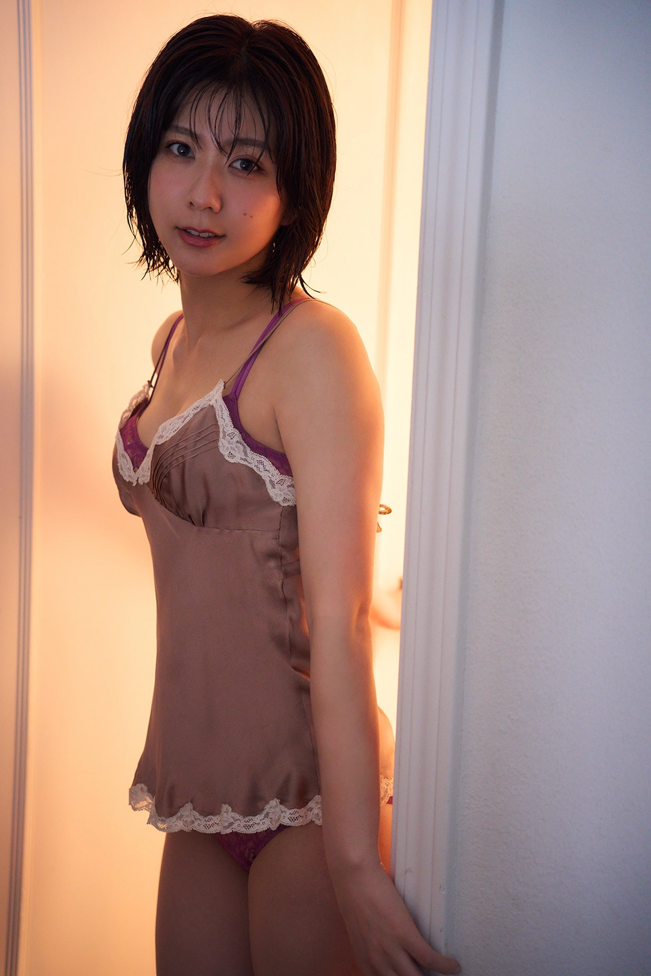 Maria Shimizu 清水麻璃亜, 写真集 「まりあさん、見せすぎです！」 Set.03