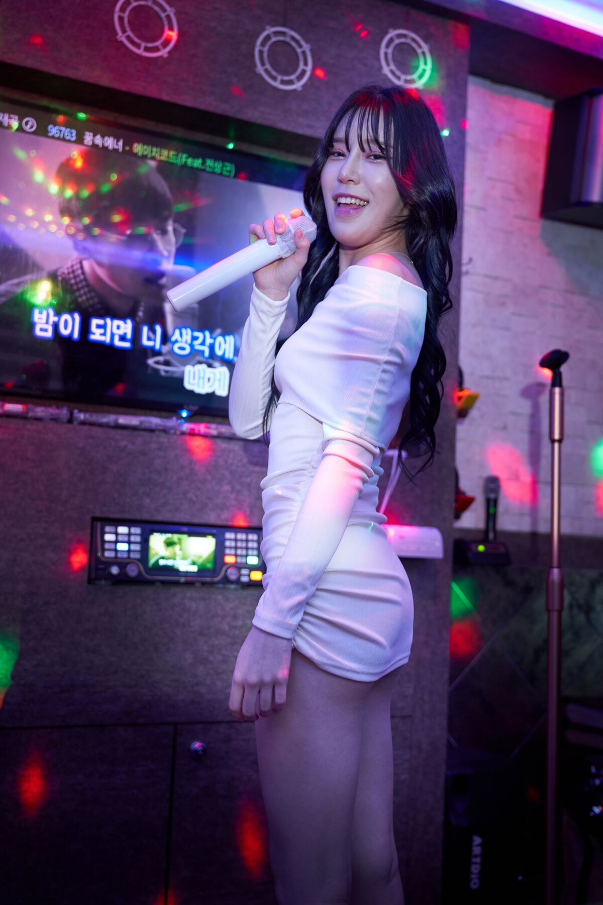 JUHEE - A Night Out With
