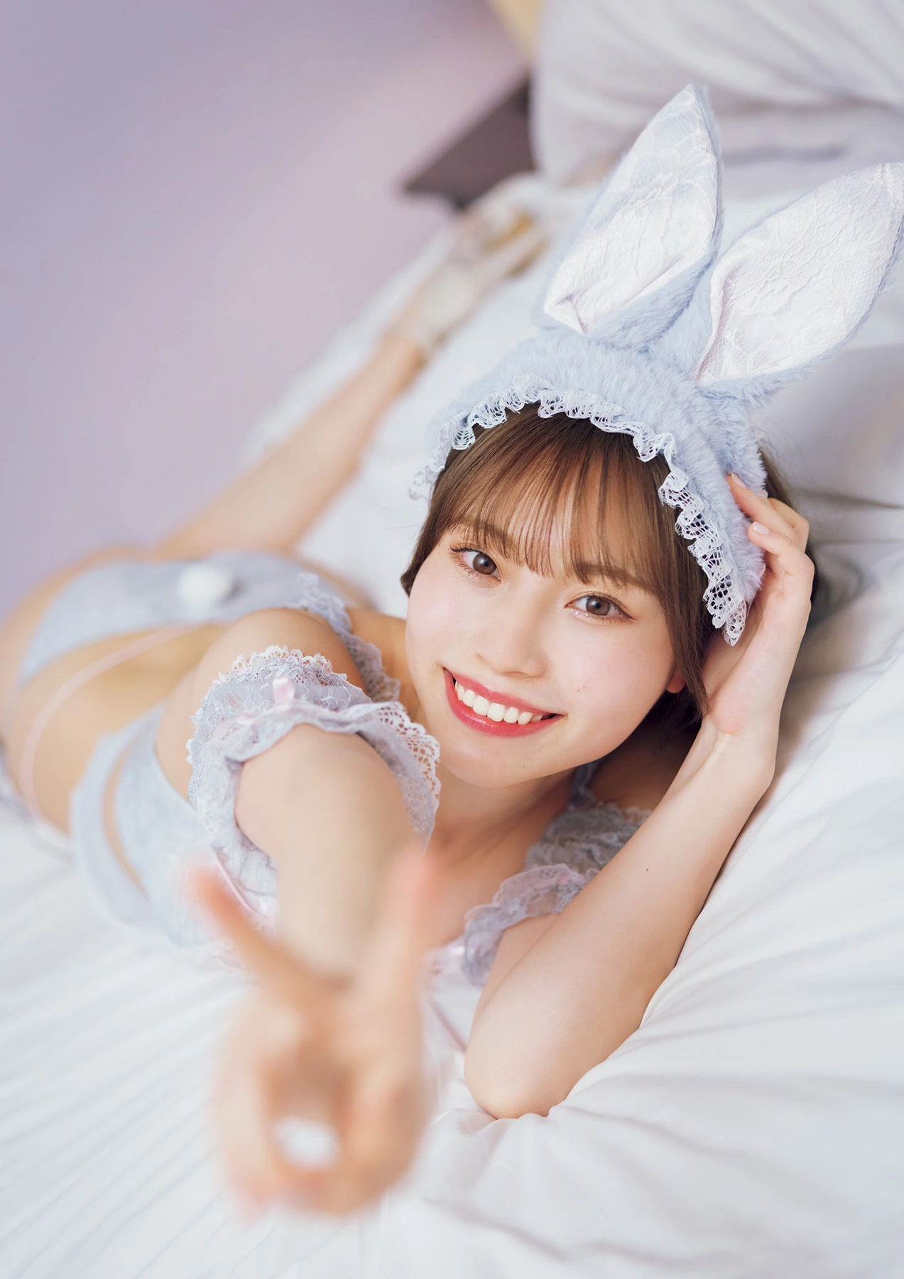 Saaya Kawagoe 川越紗彩, 1st写真集 「なんとかなるなる」 Set.03