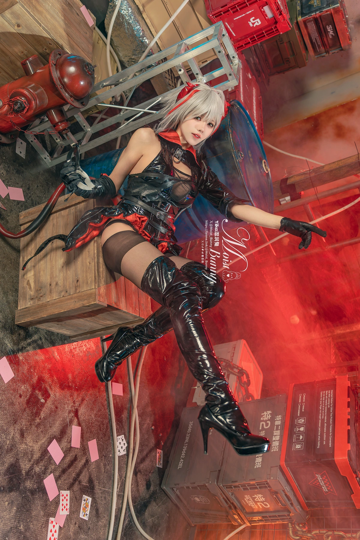 Cosplay 黏黏团子兔 – 2月作品 『愚夜密函-W』