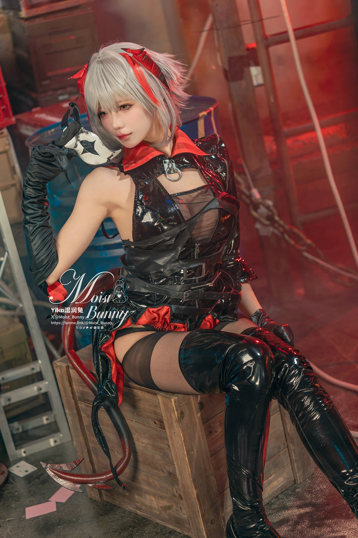 Cosplay 黏黏团子兔 – 2月作品 『愚夜密函-W』