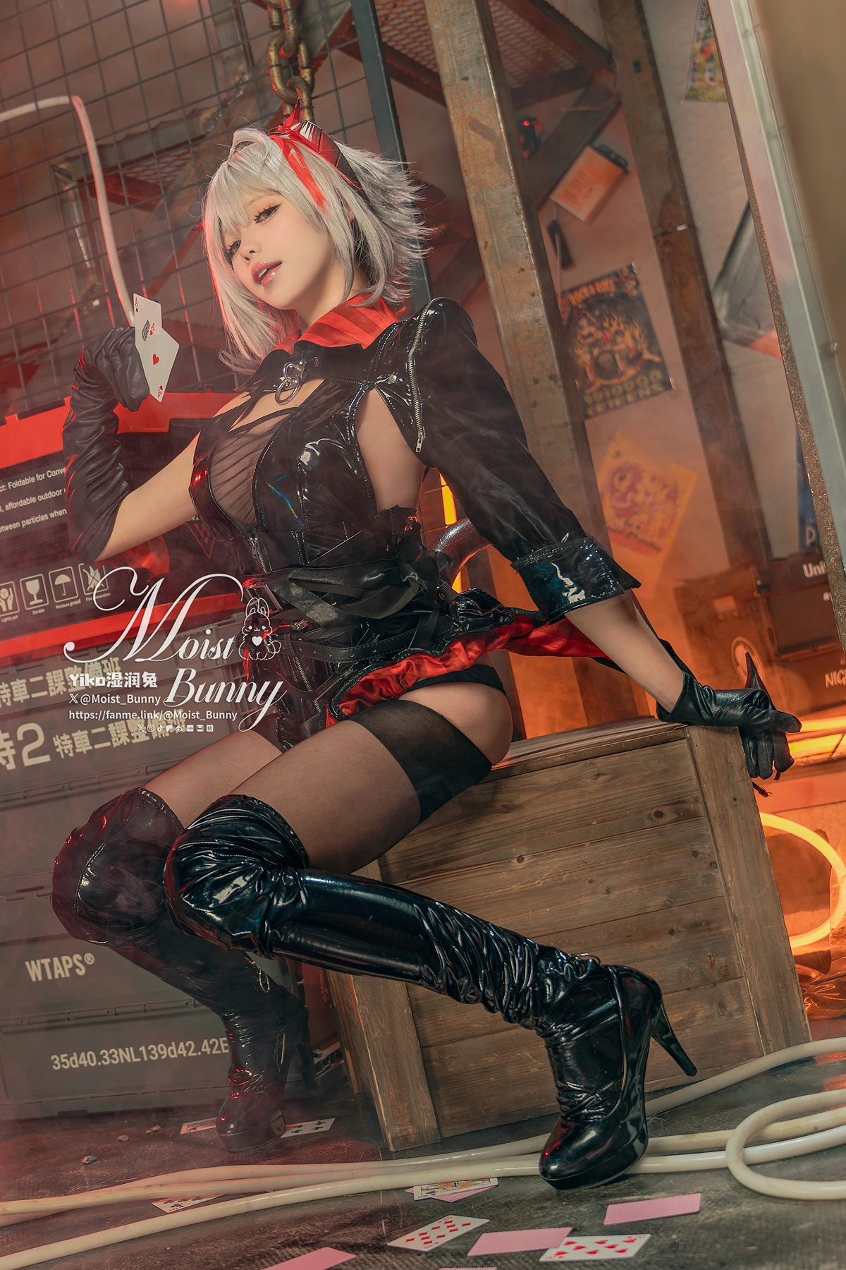 Cosplay 黏黏团子兔 – 2月作品 『愚夜密函-W』