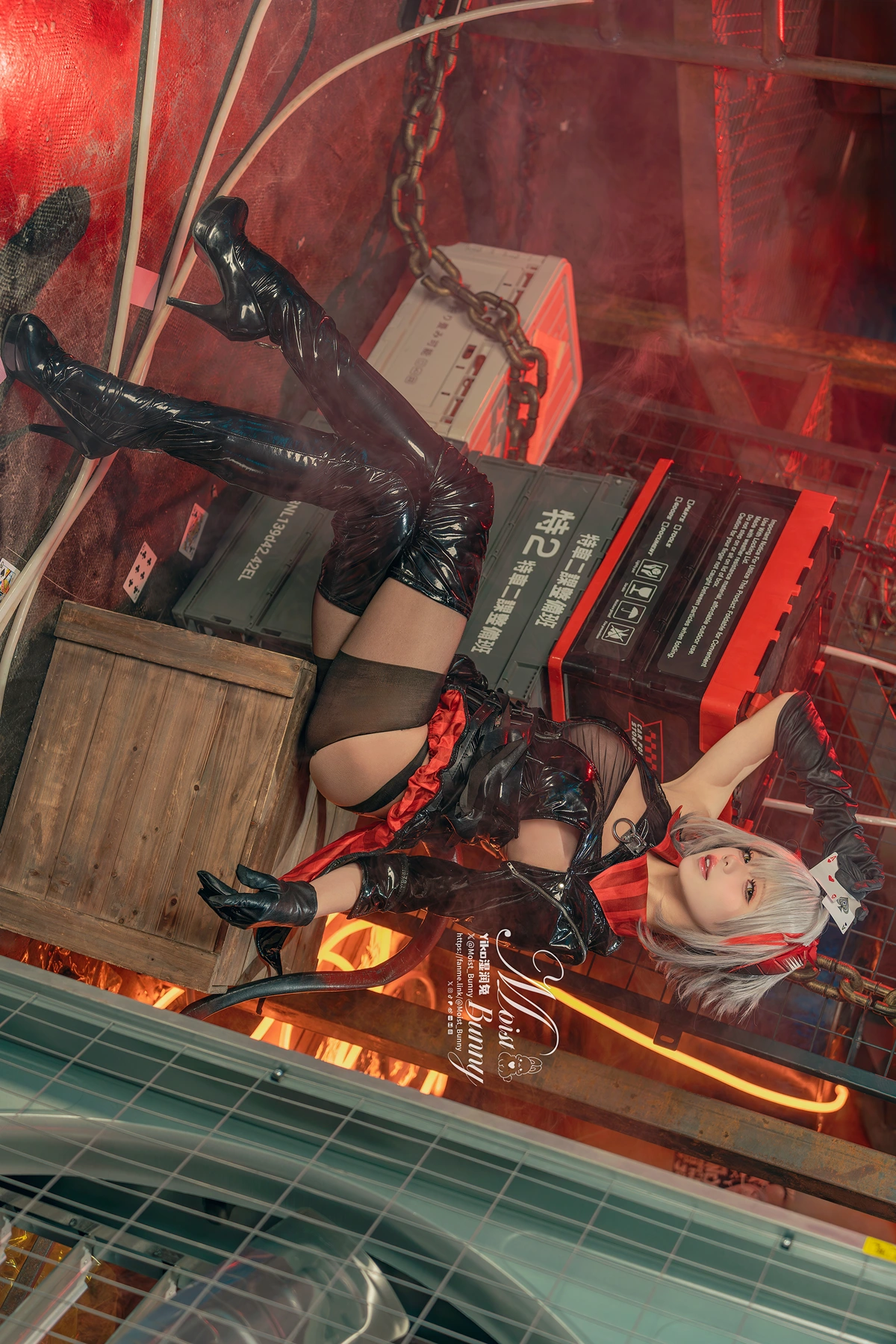 Cosplay 黏黏团子兔 – 2月作品 『愚夜密函-W』