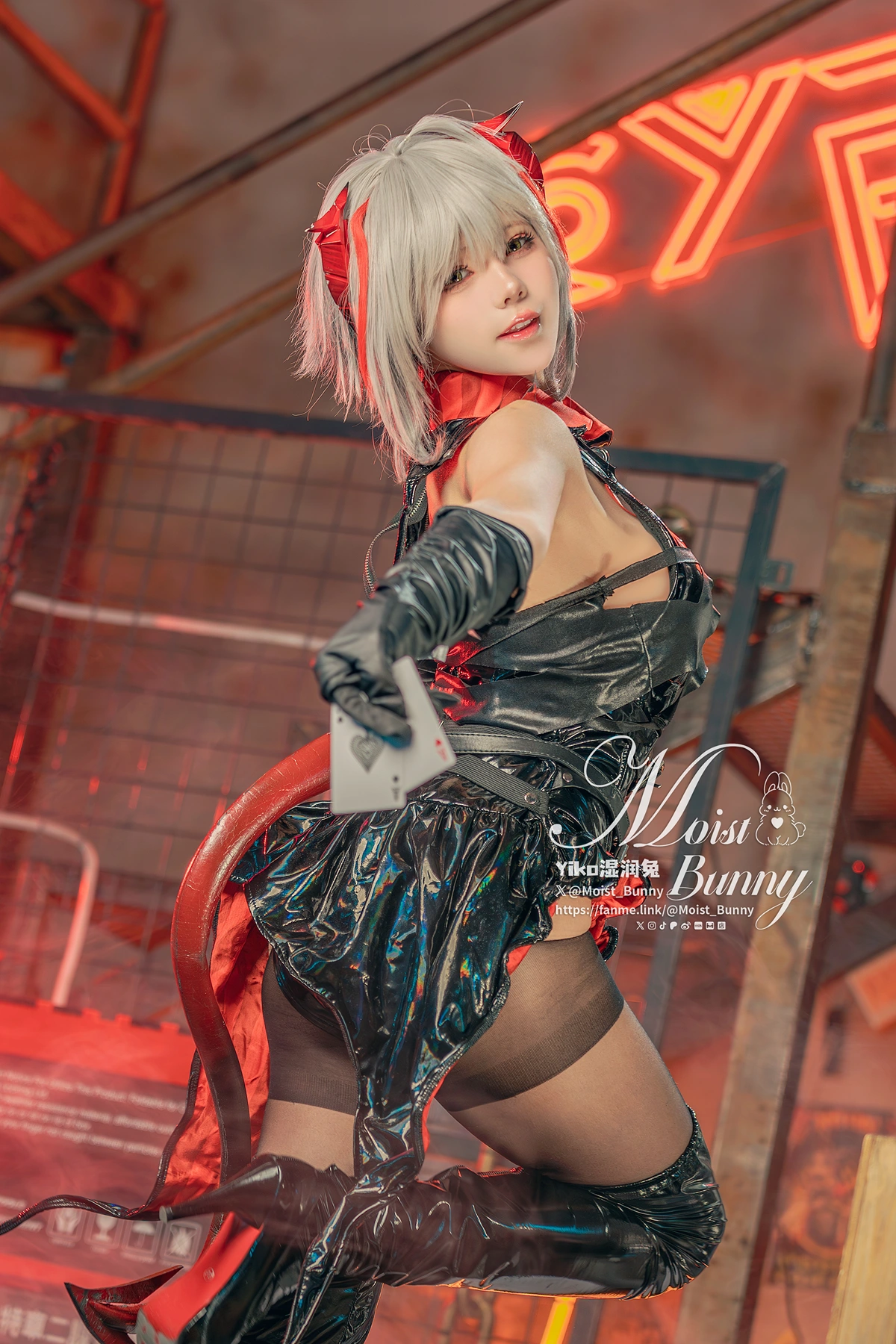 Cosplay 黏黏团子兔 – 2月作品 『愚夜密函-W』