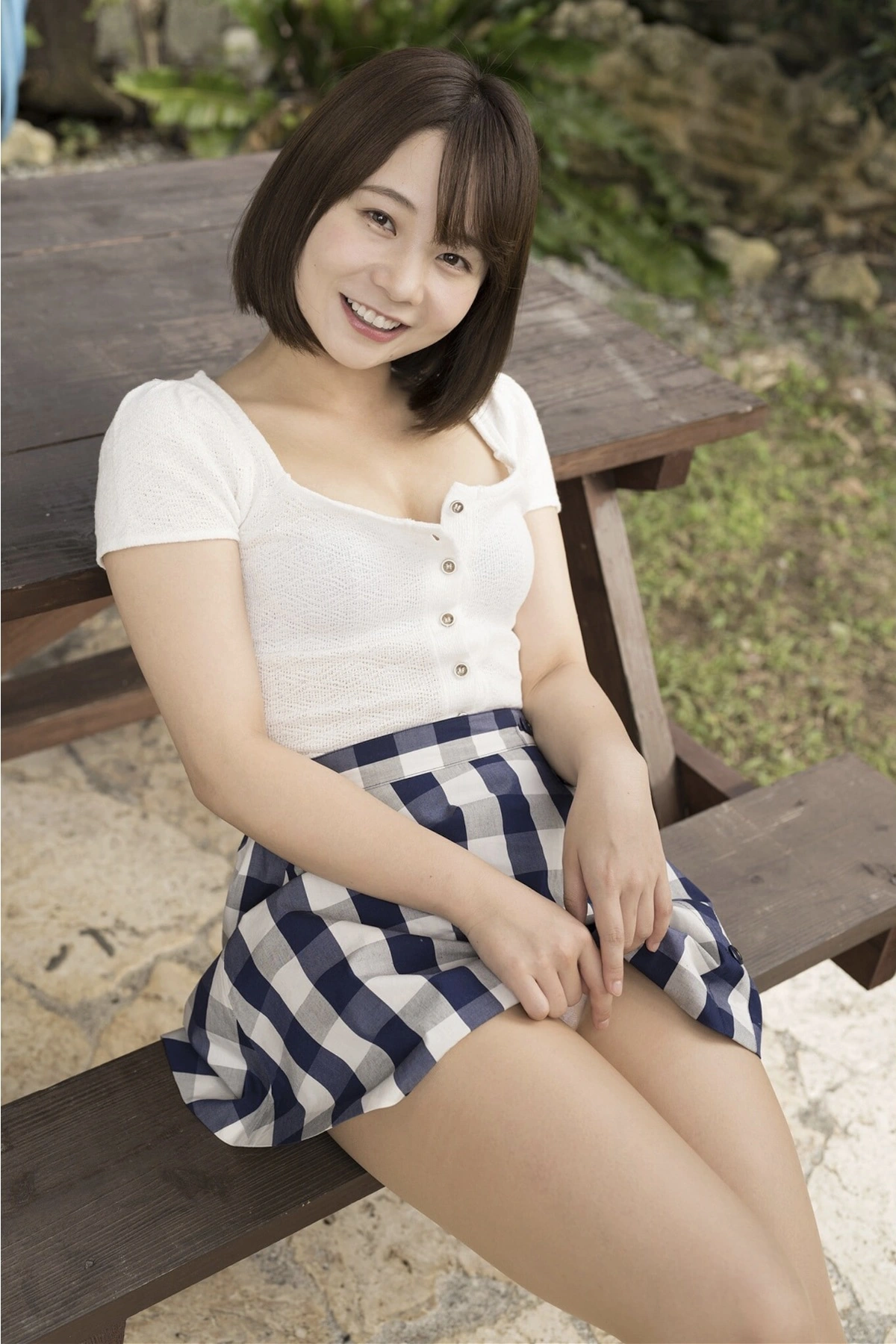 Mana 真奈, 写真集 激撮 「無邪気なおっぱい」 Set.02