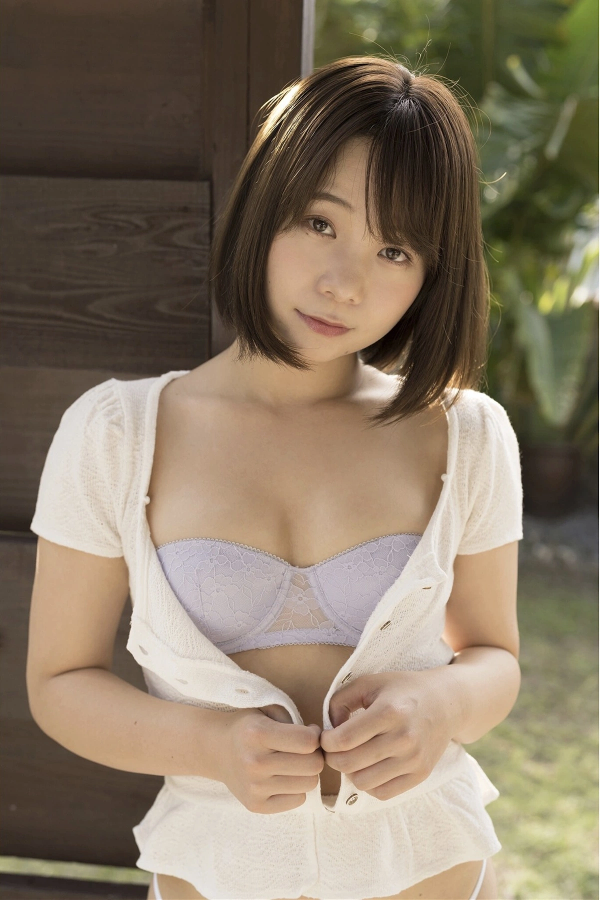 Mana 真奈, 写真集 激撮 「無邪気なおっぱい」 Set.02