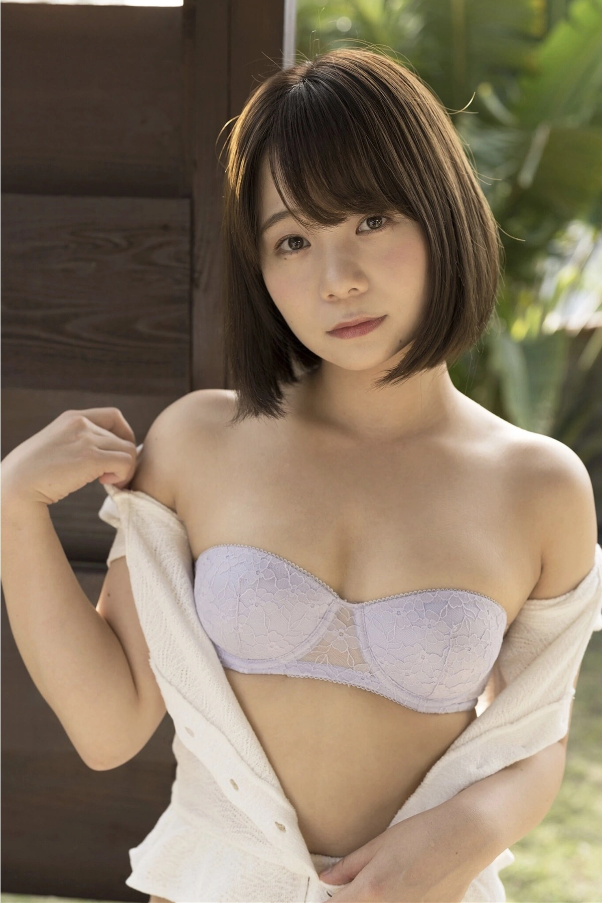Mana 真奈, 写真集 激撮 「無邪気なおっぱい」 Set.02