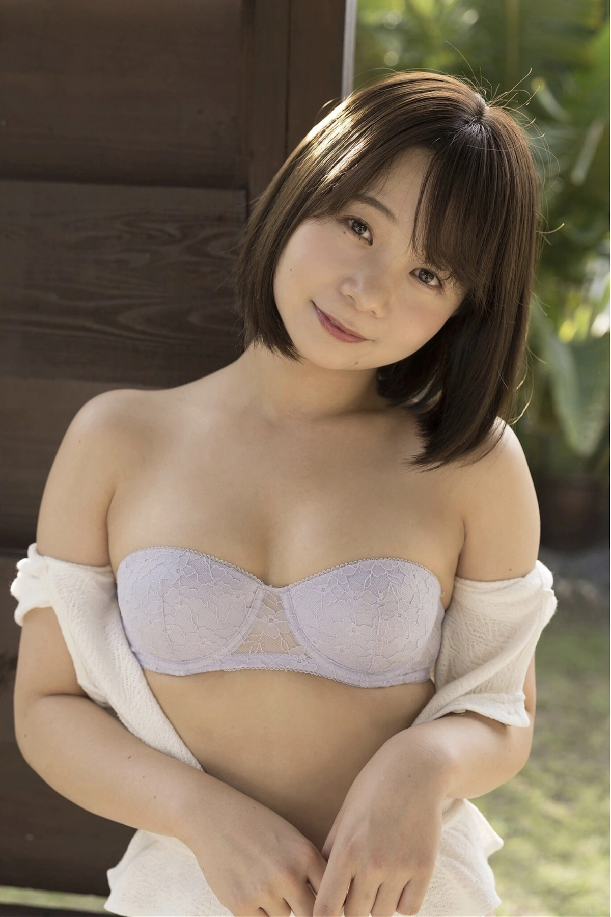 Mana 真奈, 写真集 激撮 「無邪気なおっぱい」 Set.02