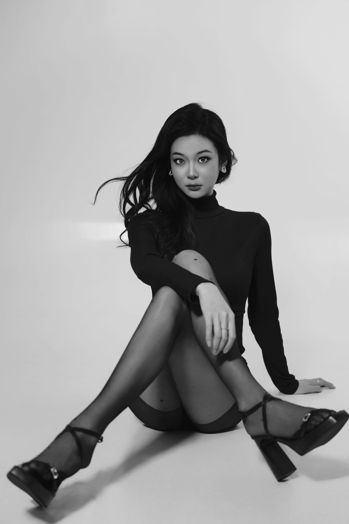 YiTuYu艺图语 Vol.8692 Tong Tong