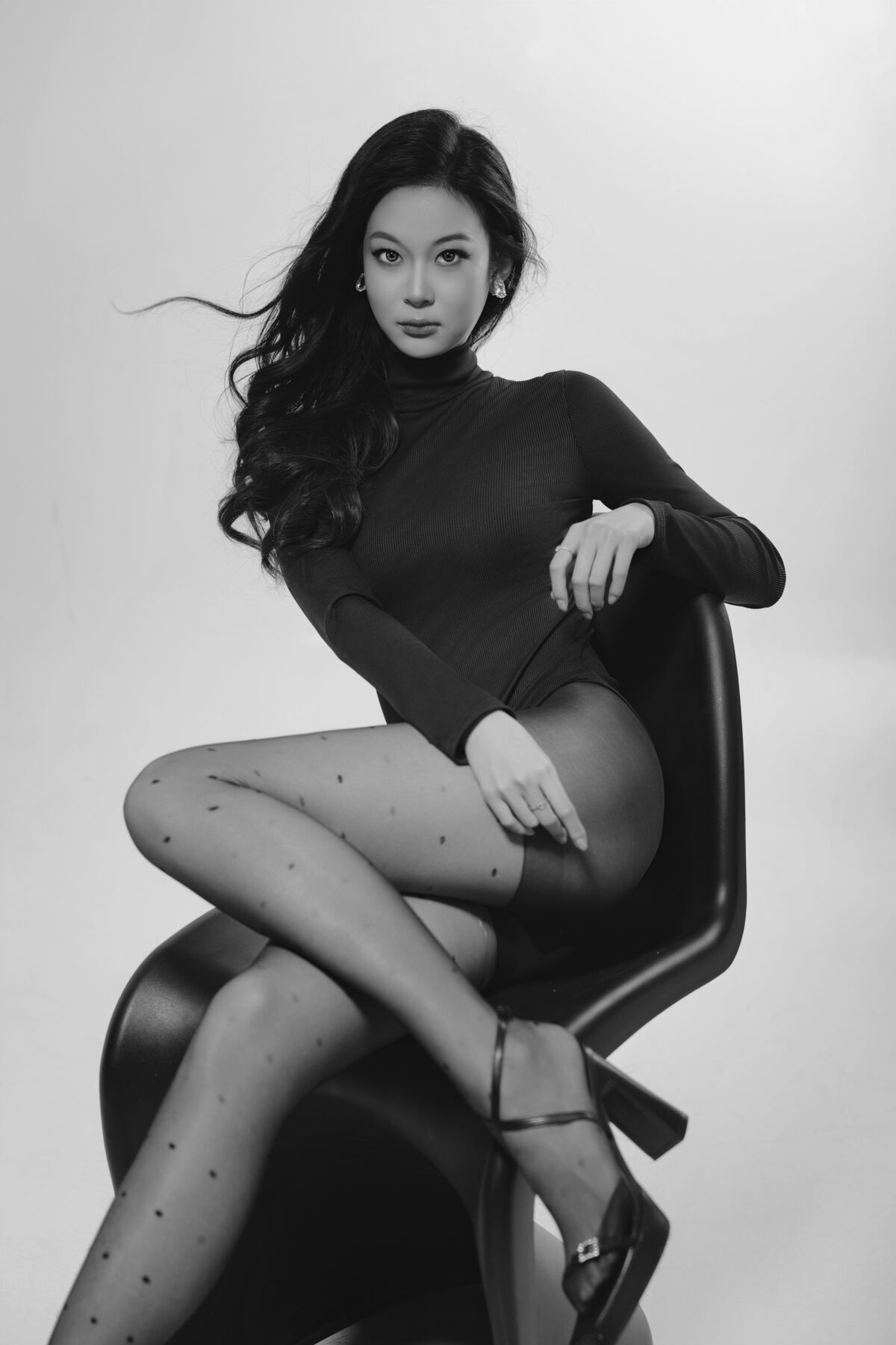 YiTuYu艺图语 Vol.8692 Tong Tong