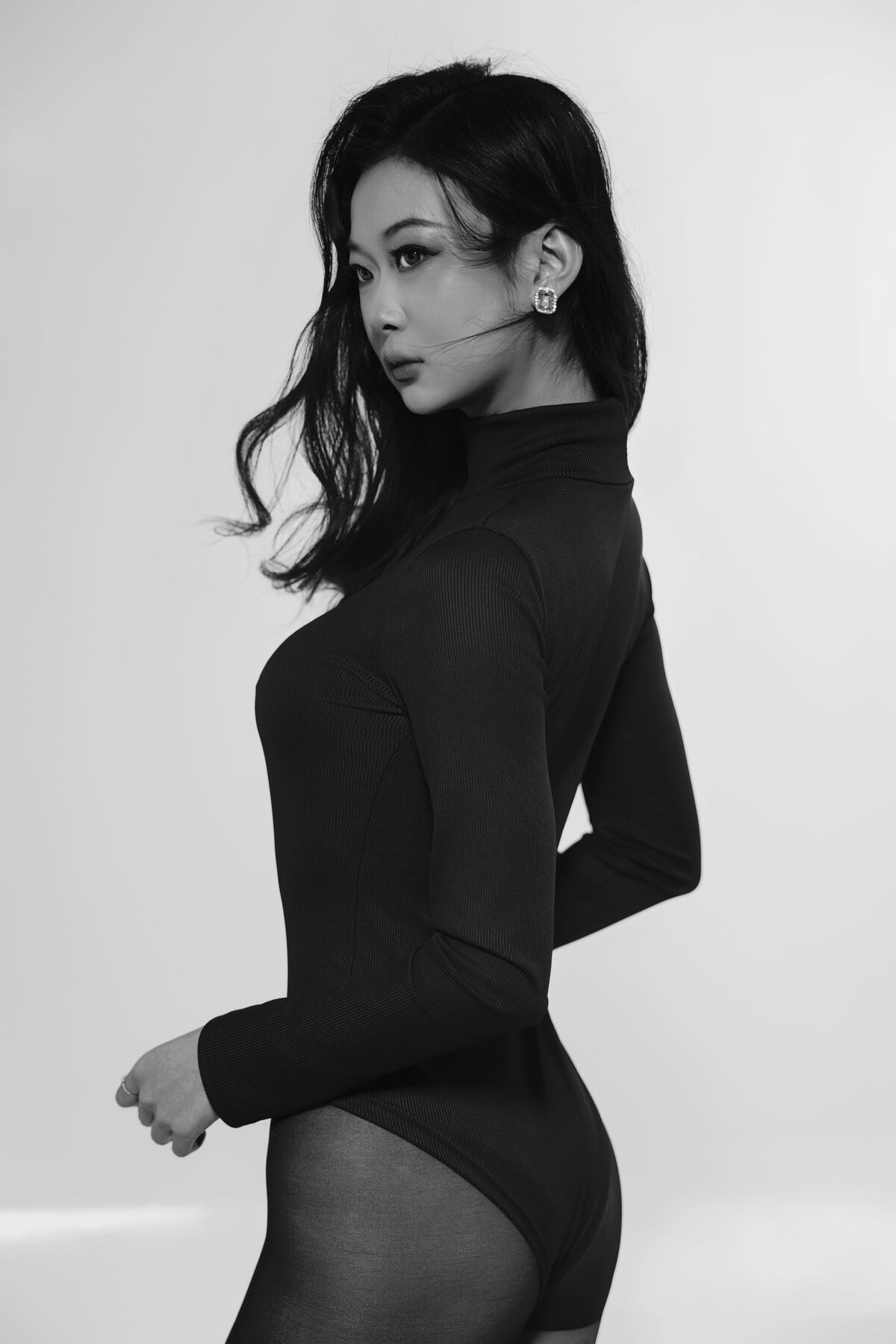 YiTuYu艺图语 Vol.8692 Tong Tong