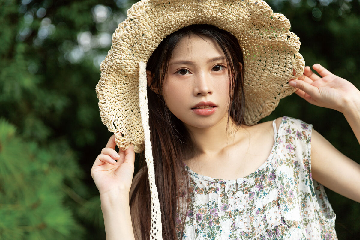YiTuYu艺图语 Vol.8682 Kun Kun Bu Kun Le
