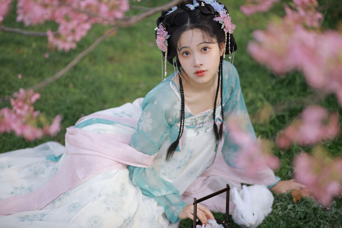 YiTuYu艺图语 Vol.8684 Mian Mian Si Yuan Dao