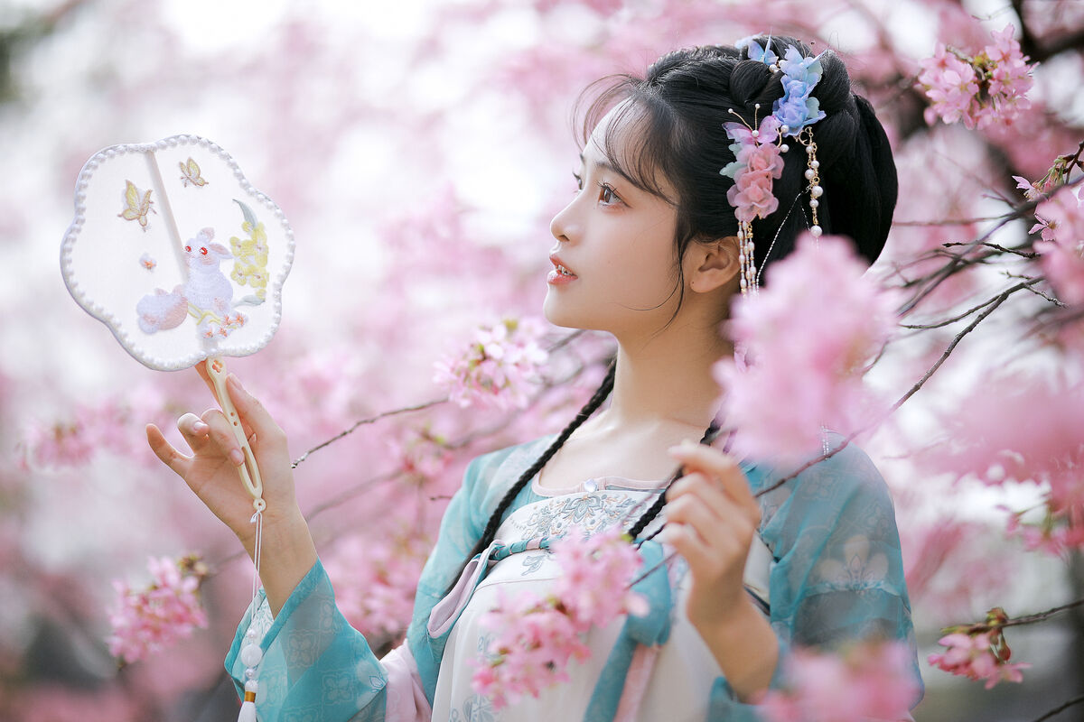 YiTuYu艺图语 Vol.8684 Mian Mian Si Yuan Dao