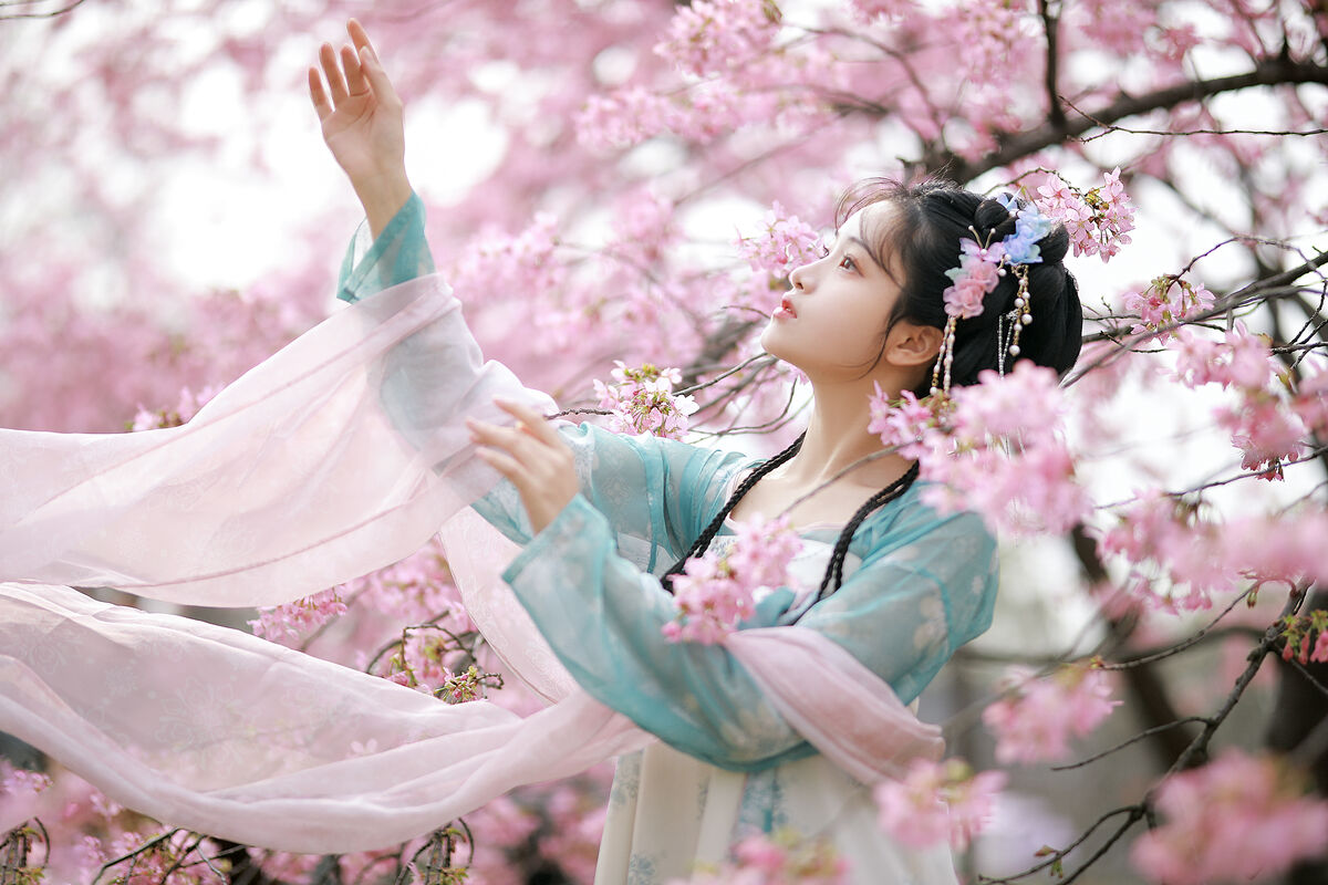 YiTuYu艺图语 Vol.8684 Mian Mian Si Yuan Dao