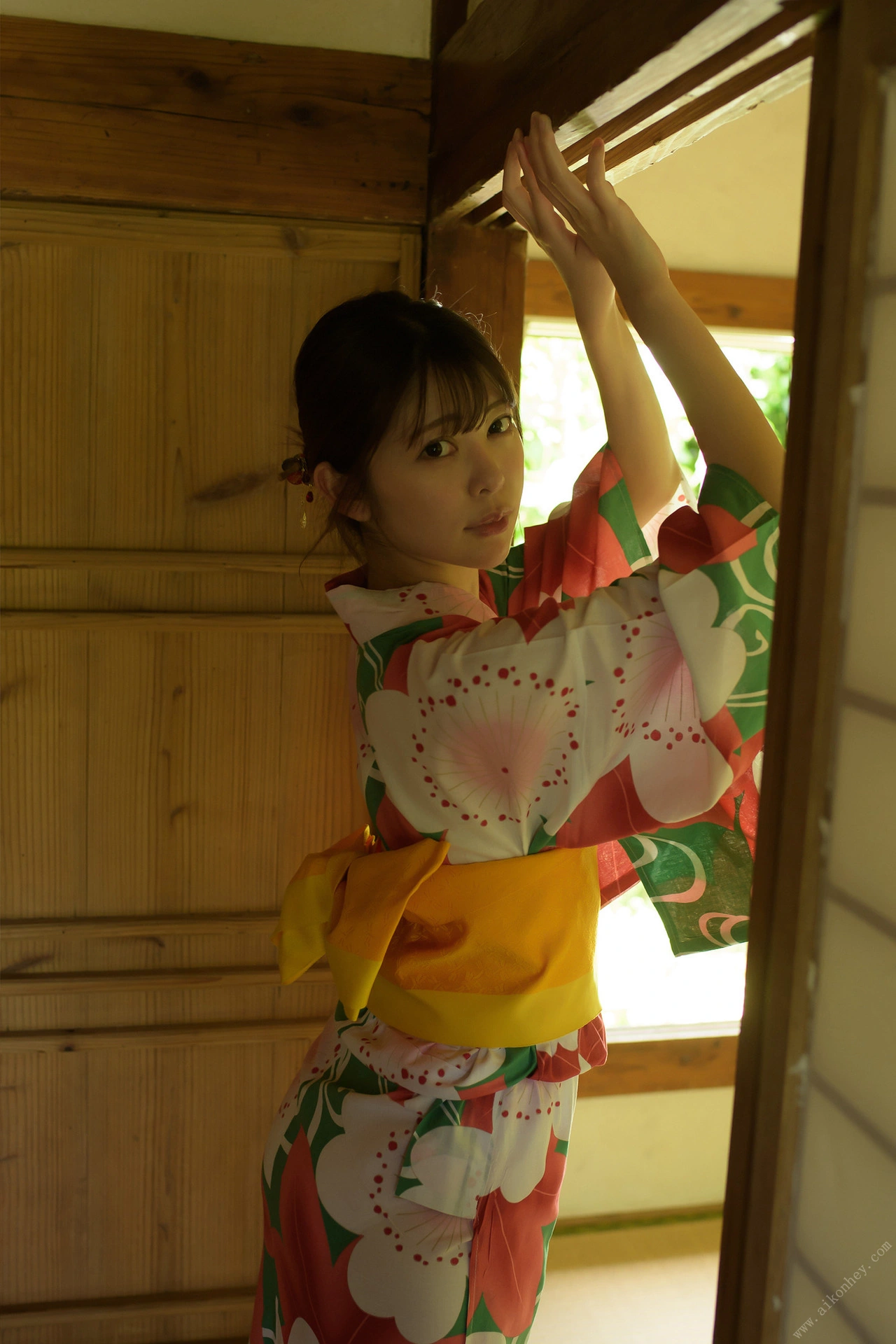 Hinako Mori 森日向子, ヌード写真集 「夏 駆ける 空 Blue sky Blue」 Set.03