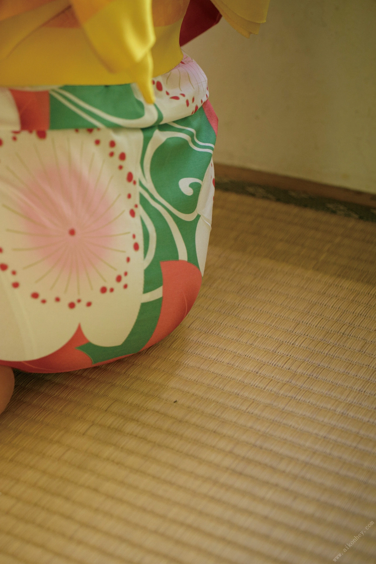 Hinako Mori 森日向子, ヌード写真集 「夏 駆ける 空 Blue sky Blue」 Set.03