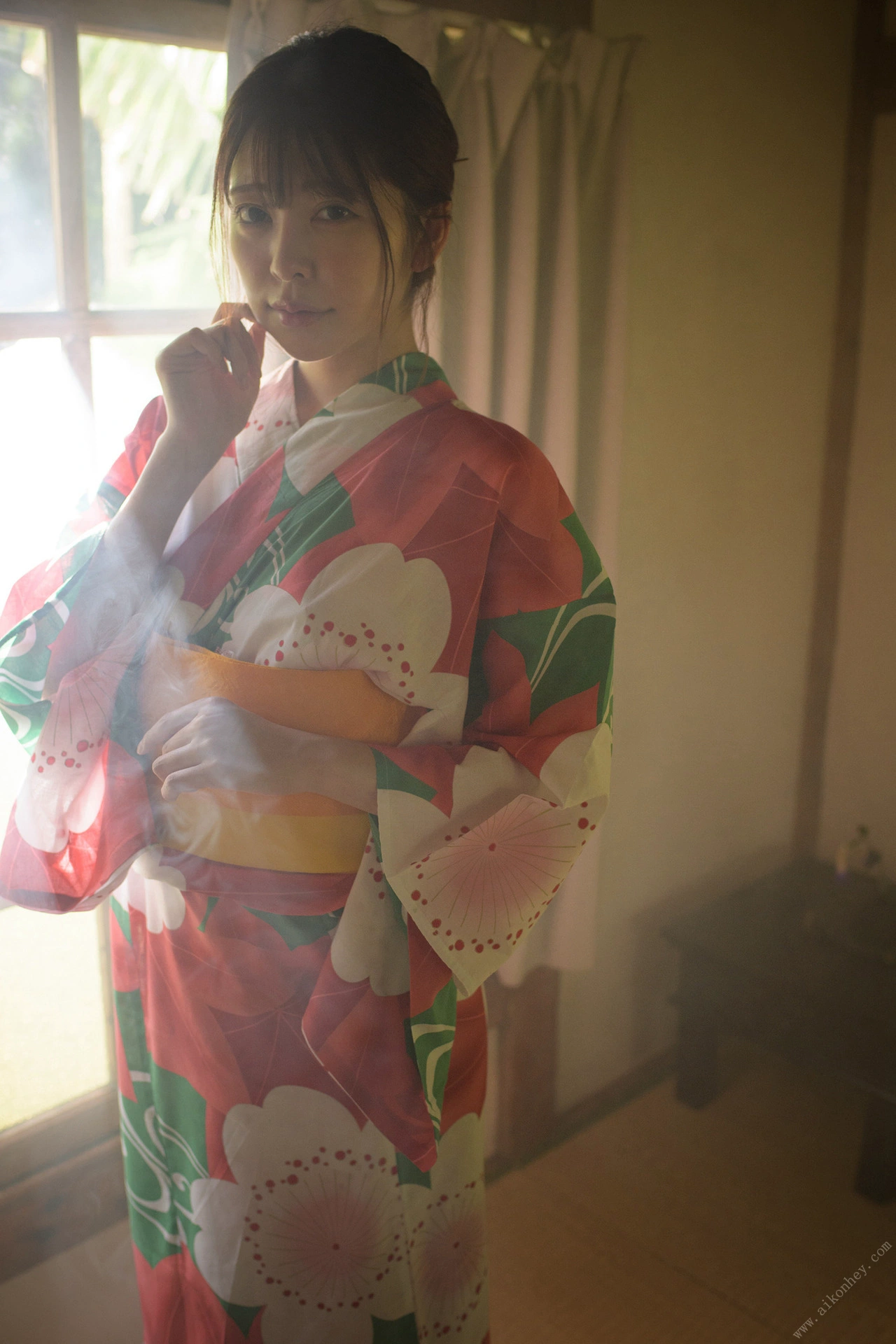 Hinako Mori 森日向子, ヌード写真集 「夏 駆ける 空 Blue sky Blue」 Set.03