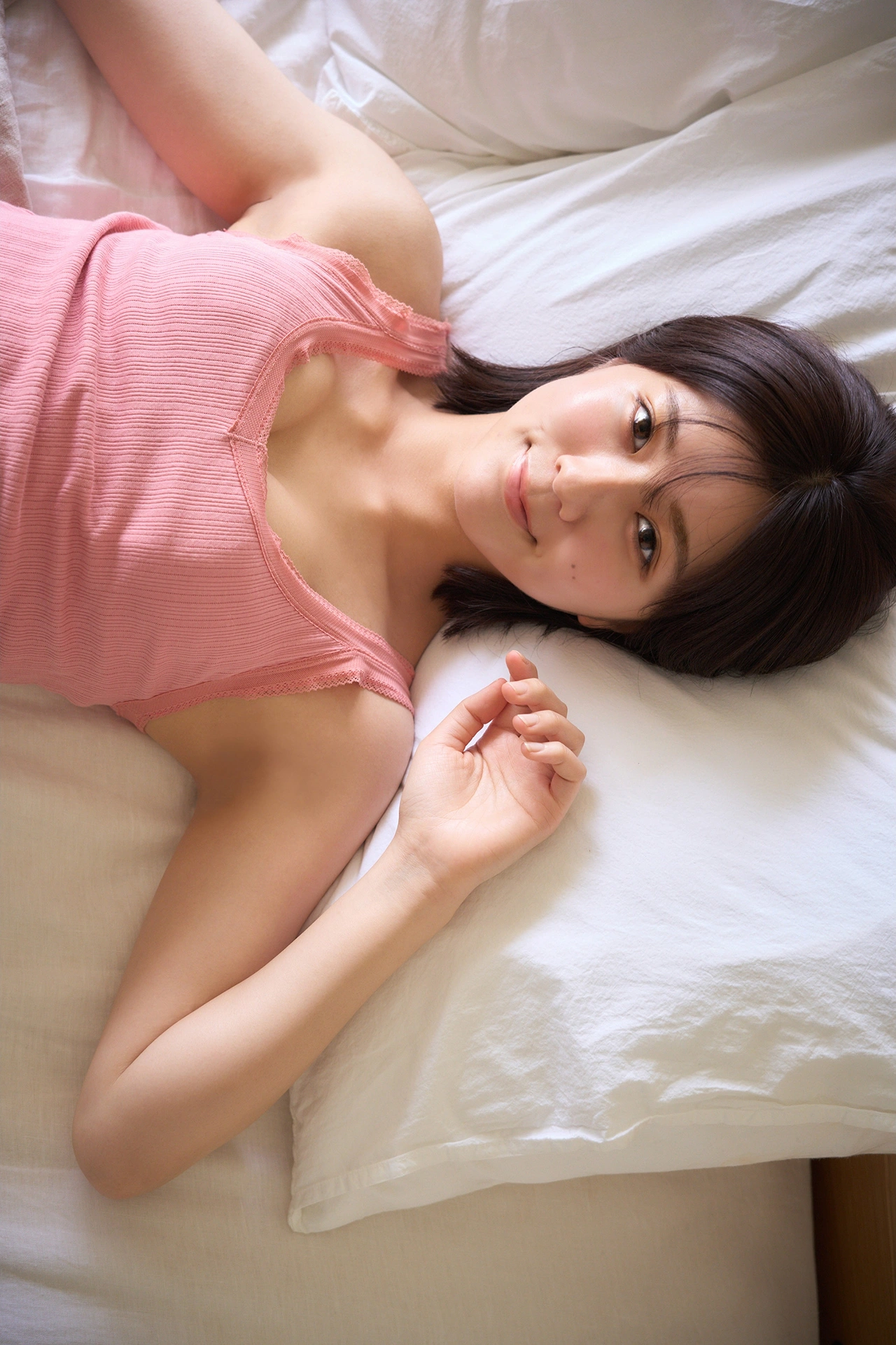 Maria Shimizu 清水麻璃亜, 写真集 「まりあさん、見せすぎです！」 Set.04