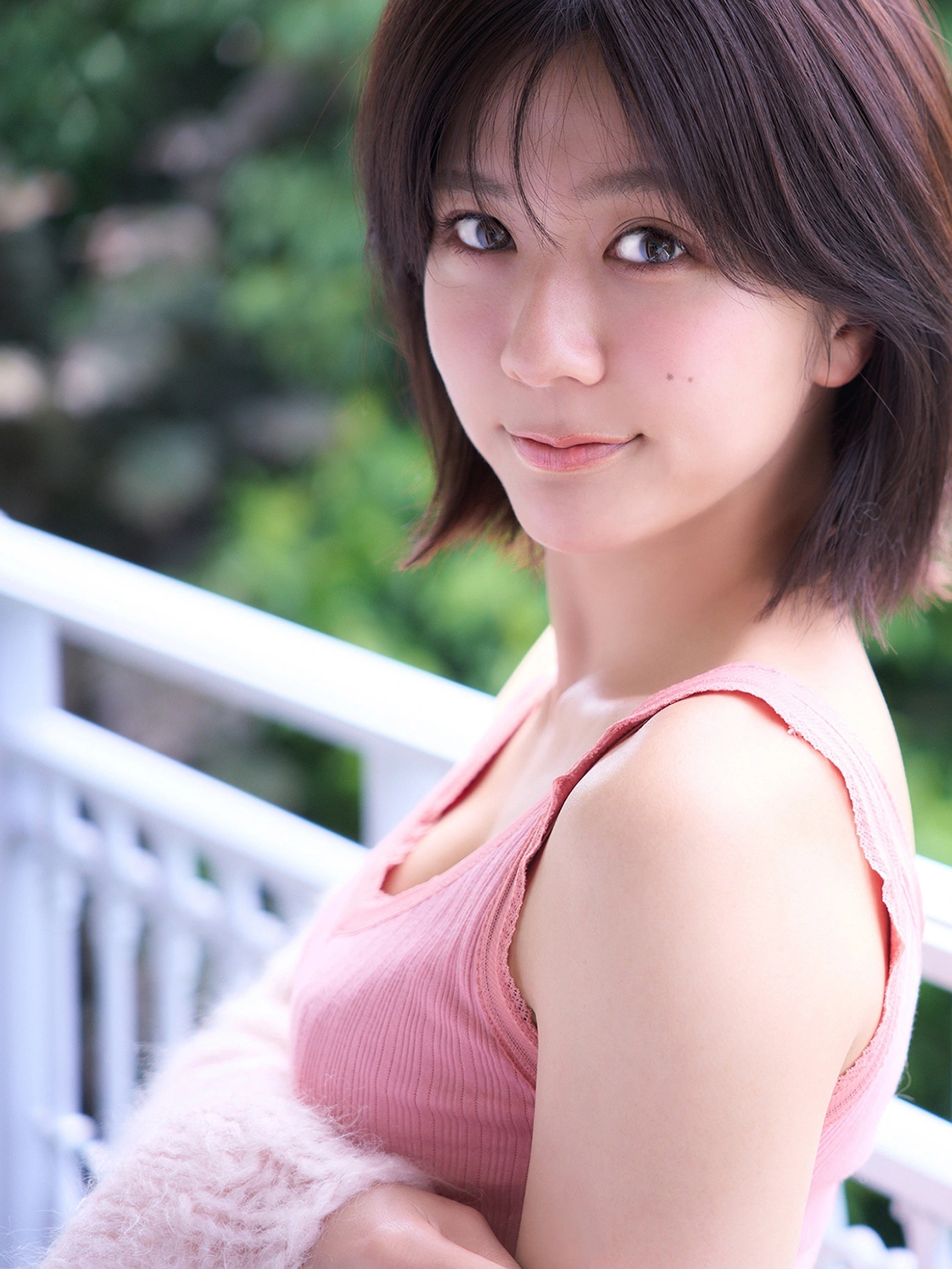 Maria Shimizu 清水麻璃亜, 写真集 「まりあさん、見せすぎです！」 Set.04