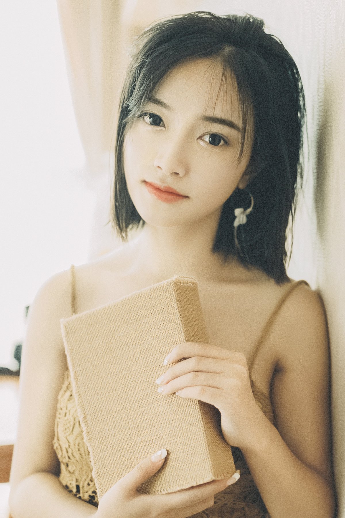 YiTuYu艺图语 Vol.8660 Ji Hui Yuan Juice