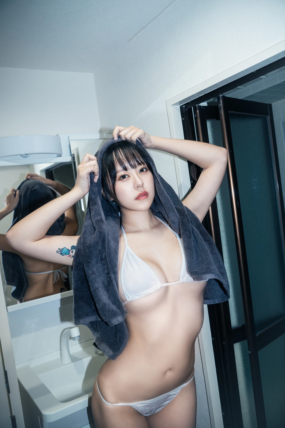 Mina Pochico 音羽美奈, First Photobook Set.01