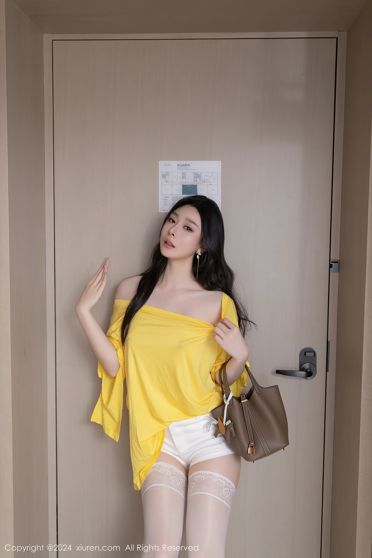 XiuRen秀人网 No.9019 小逗逗XiaoDouDou