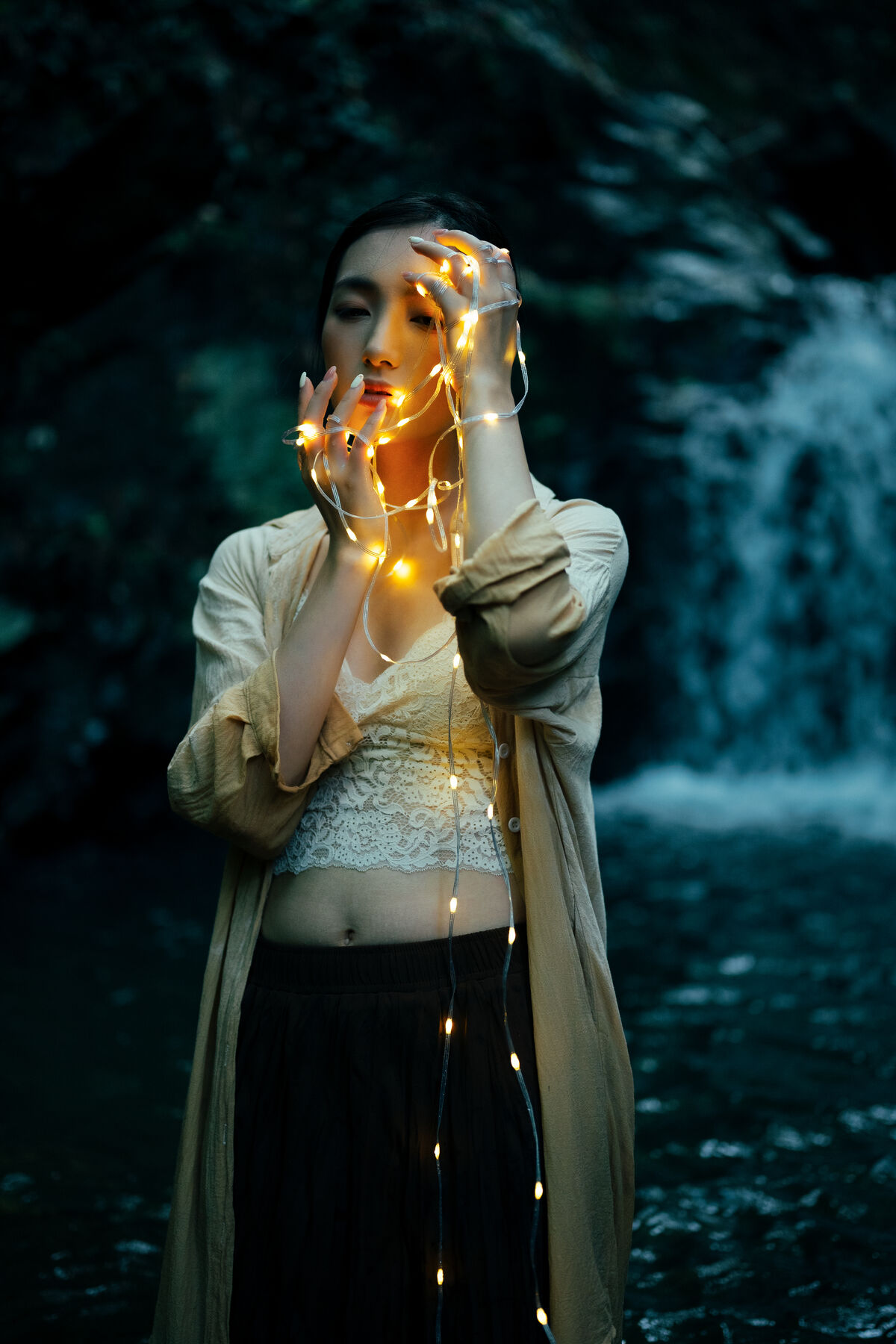 YiTuYu艺图语 Vol.8530 Yi Ming