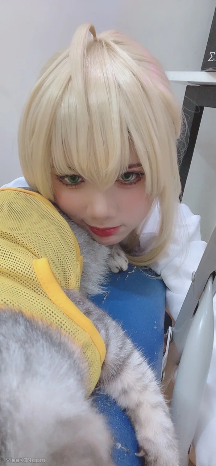 Coser@PoppaChan_ Artoria Pendragon (Fate)