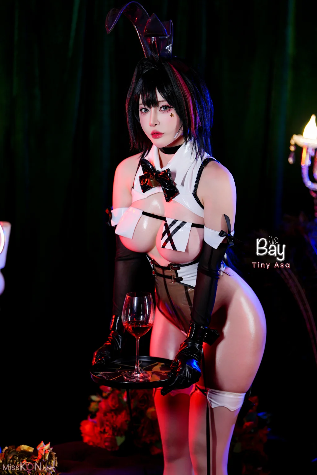 Coser@Tiny Asa_ Bay Radiant Rabbit (NIKKE)