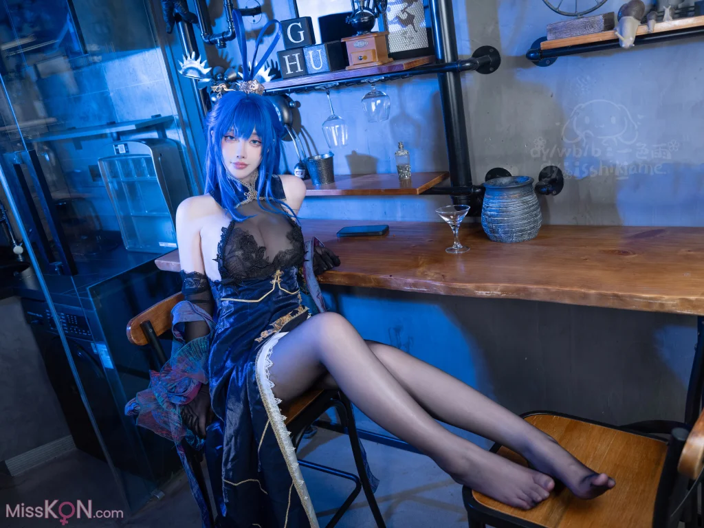 Coser@一色雨_ 新泽西 月下起舞