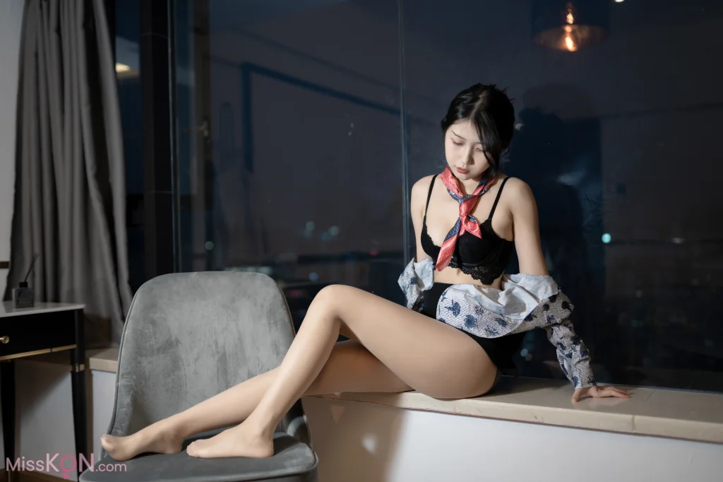 Coser@不呆猫_ 东航空姐制服