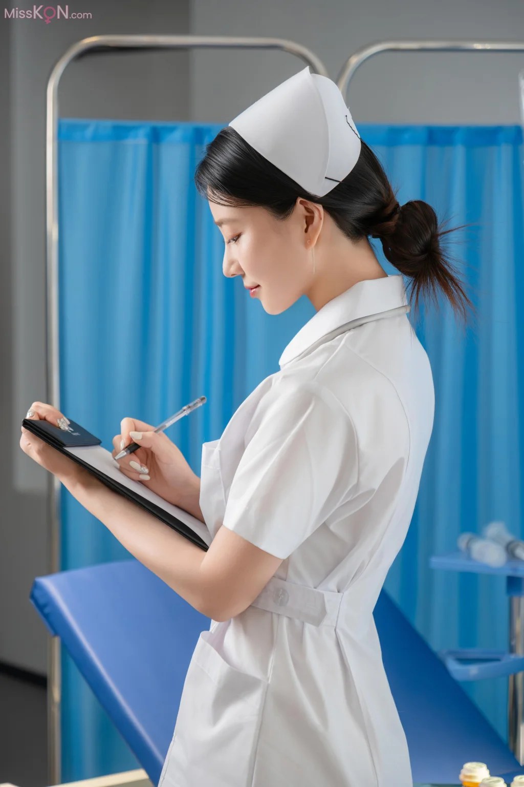 Coser@年年Nnian_ 护士长の秘密