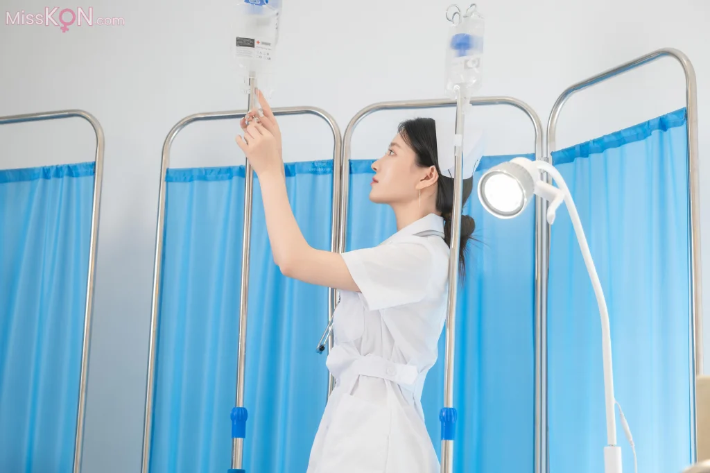 Coser@年年Nnian_ 护士长の秘密