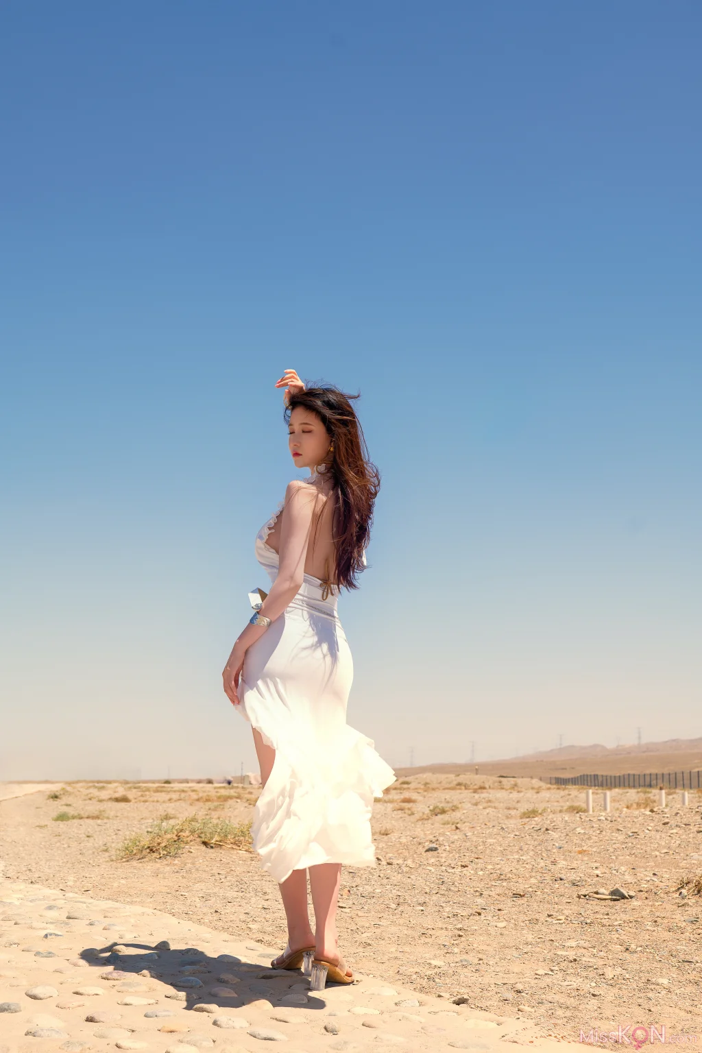 Coser@年年Nnian_ 风