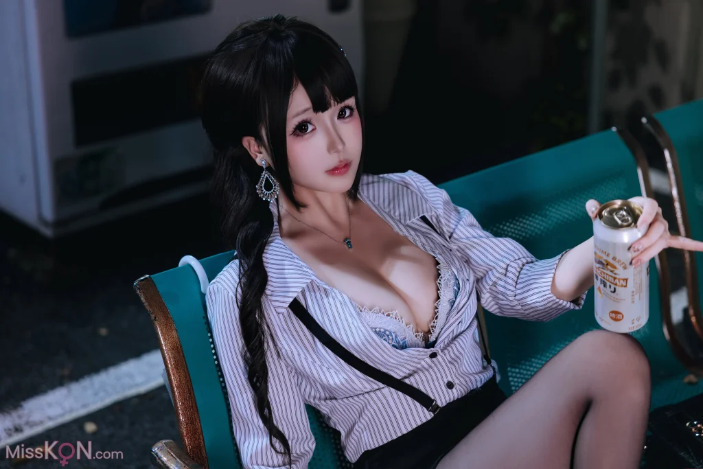 Coser@日奈娇_ 下班的OL