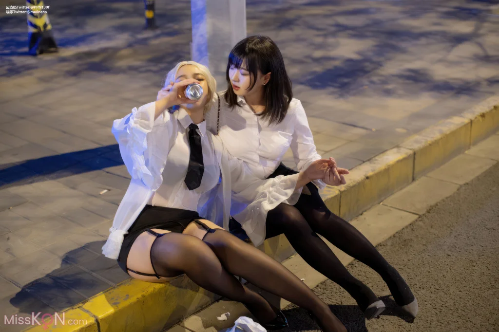 Coser@皮皮奶可可爱了啦 & 穆零Mu0_ 百合OL