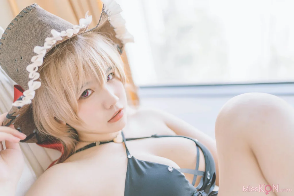 Coser@阿半今天很开心_ 碧蓝航线 让巴尔泳装