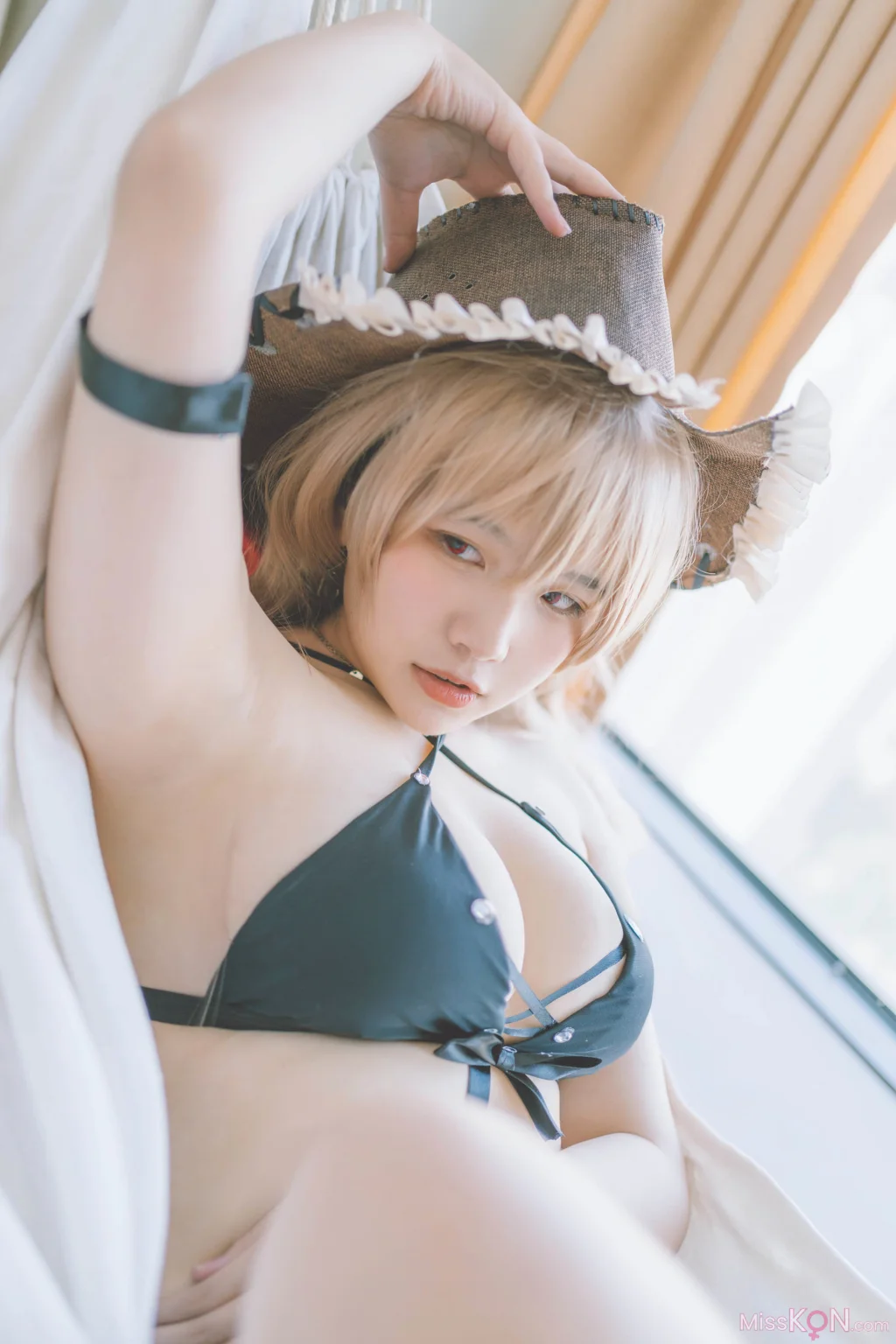 Coser@阿半今天很开心_ 碧蓝航线 让巴尔泳装