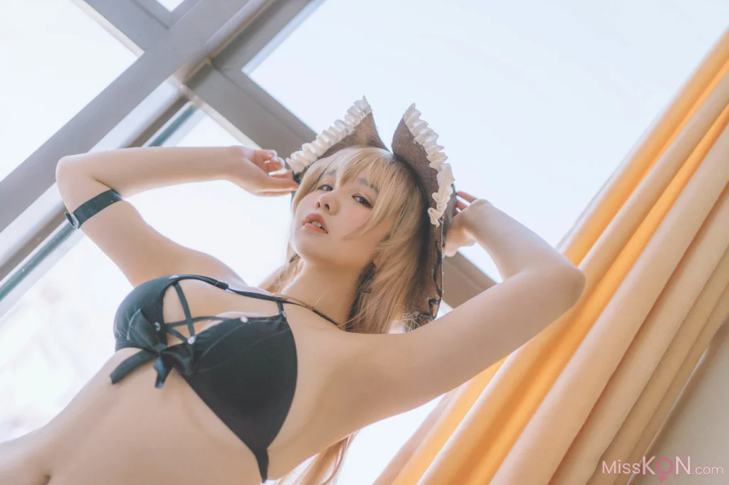Coser@阿半今天很开心_ 碧蓝航线 让巴尔泳装