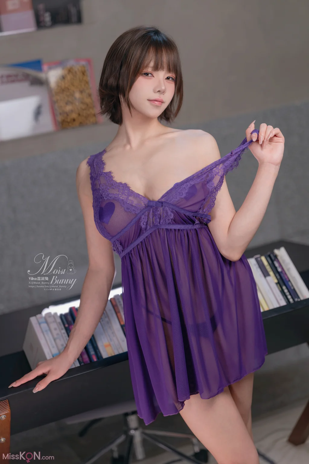 Coser@黏黏团子兔_ 2025.11月月票特典 加班秘书