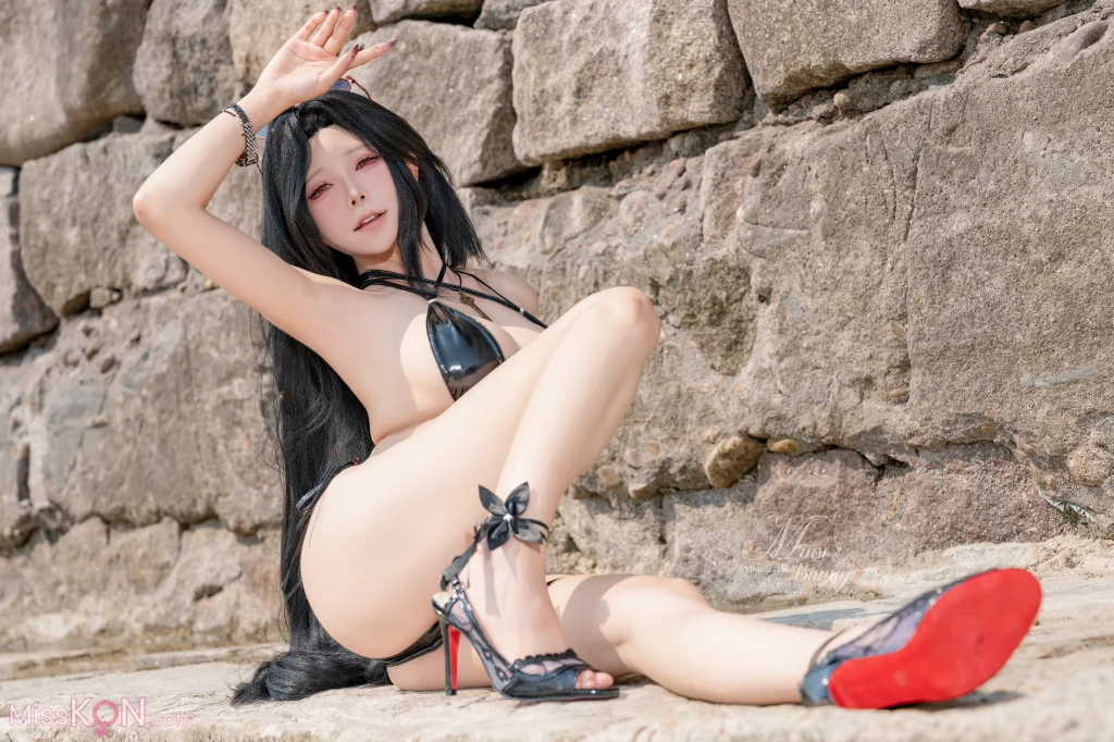 Coser@黏黏团子兔_ 2025泳装限定作 梅登艳阳之下