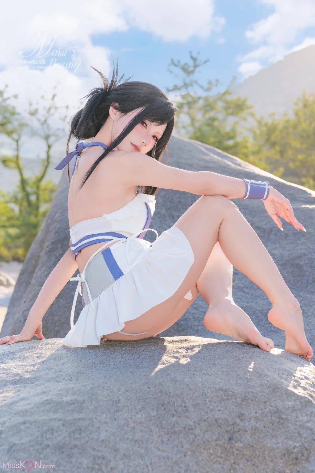 Coser@黏黏团子兔_ 2025泳装限定作 海边假日 蒂法